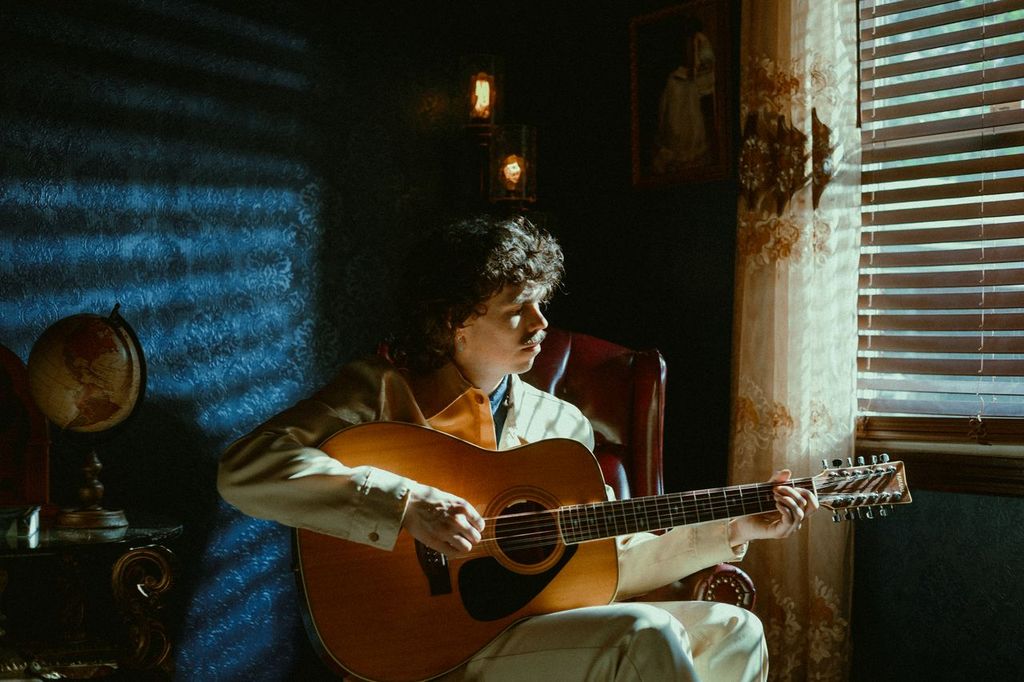 Boy Golden Preps New LP